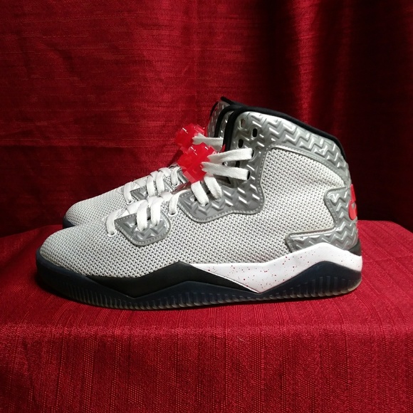 Jordan's - Picture 2 of 8